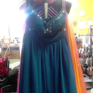 *** STUNNING GOWN ***